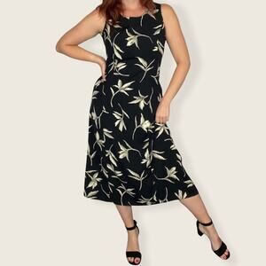 Vintage 90s Size 8 Neutral Tropical Floral Print Sleeveless Midi/Maxi Dress